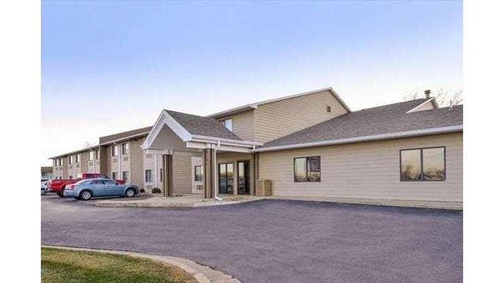 Baymont by Wyndham Sioux Falls North/I-29/Russell St