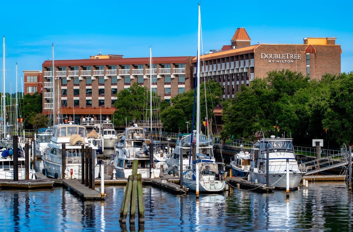 DoubleTree by Hilton Hotel New Bern Riverfront