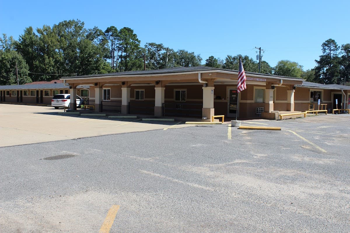 Evergreen Inn & RV