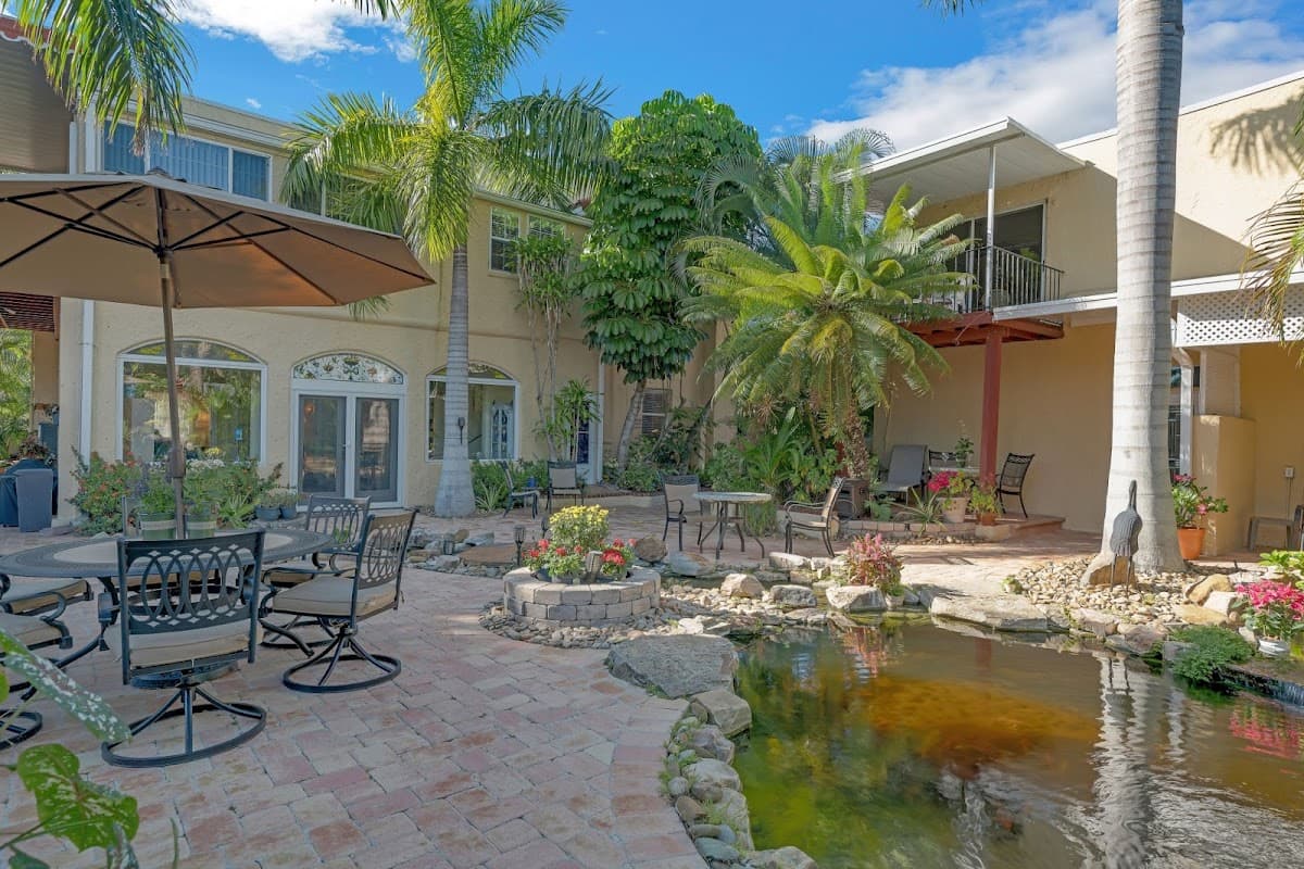 Banyan House Vacation Rentals