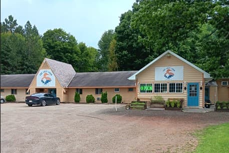 Lazy Loon Lodge