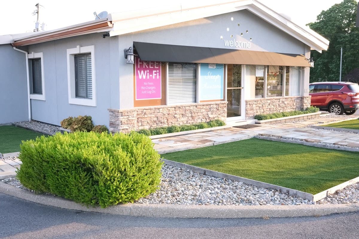 Regency Inn (Book Direct for Best Pricing)