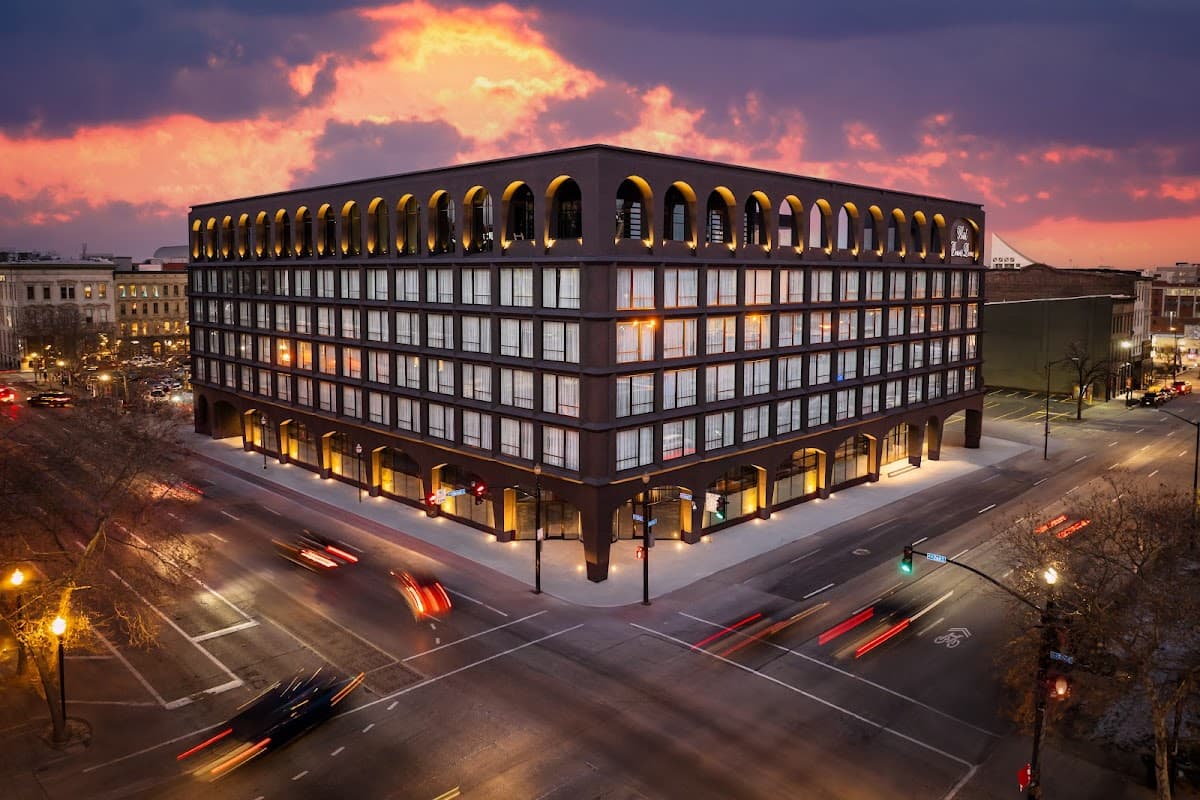 Hotel Bourre Bonne Louisville, Curio Collection by Hilton