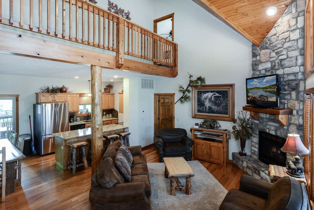 Vanessa's Vacation Homes - Lodge 371