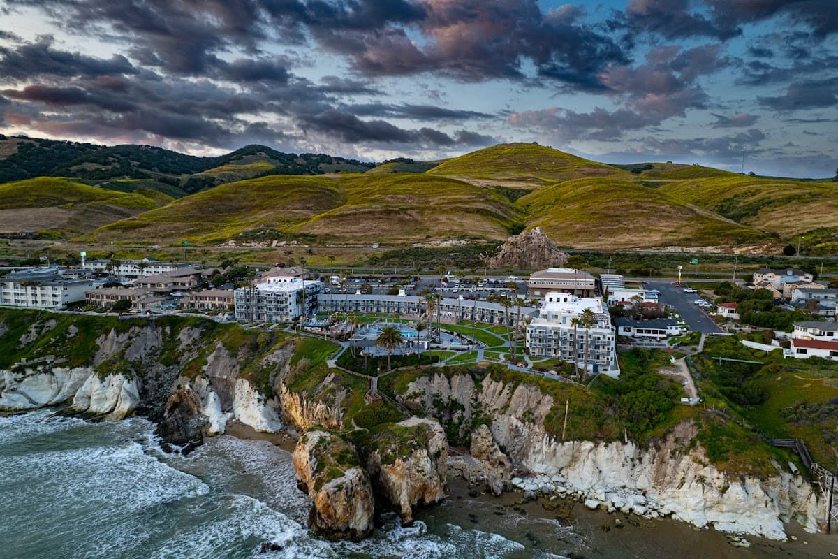 SeaCrest OceanFront Hotel