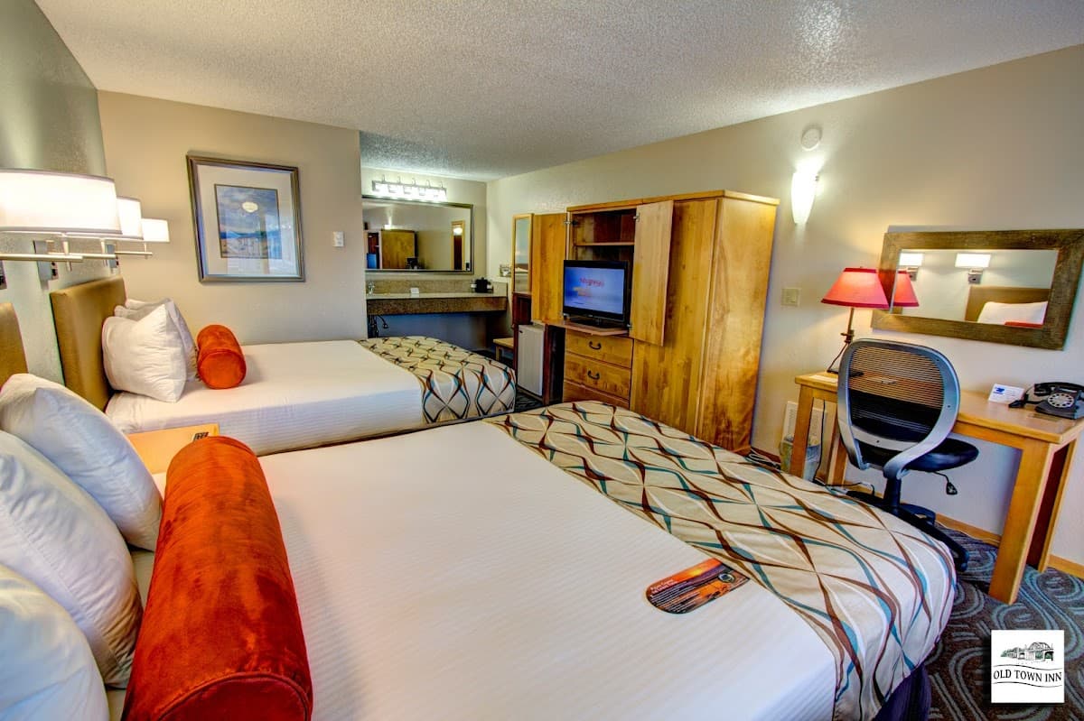 Super 8 Florence OR (Previously Old Town Inn)