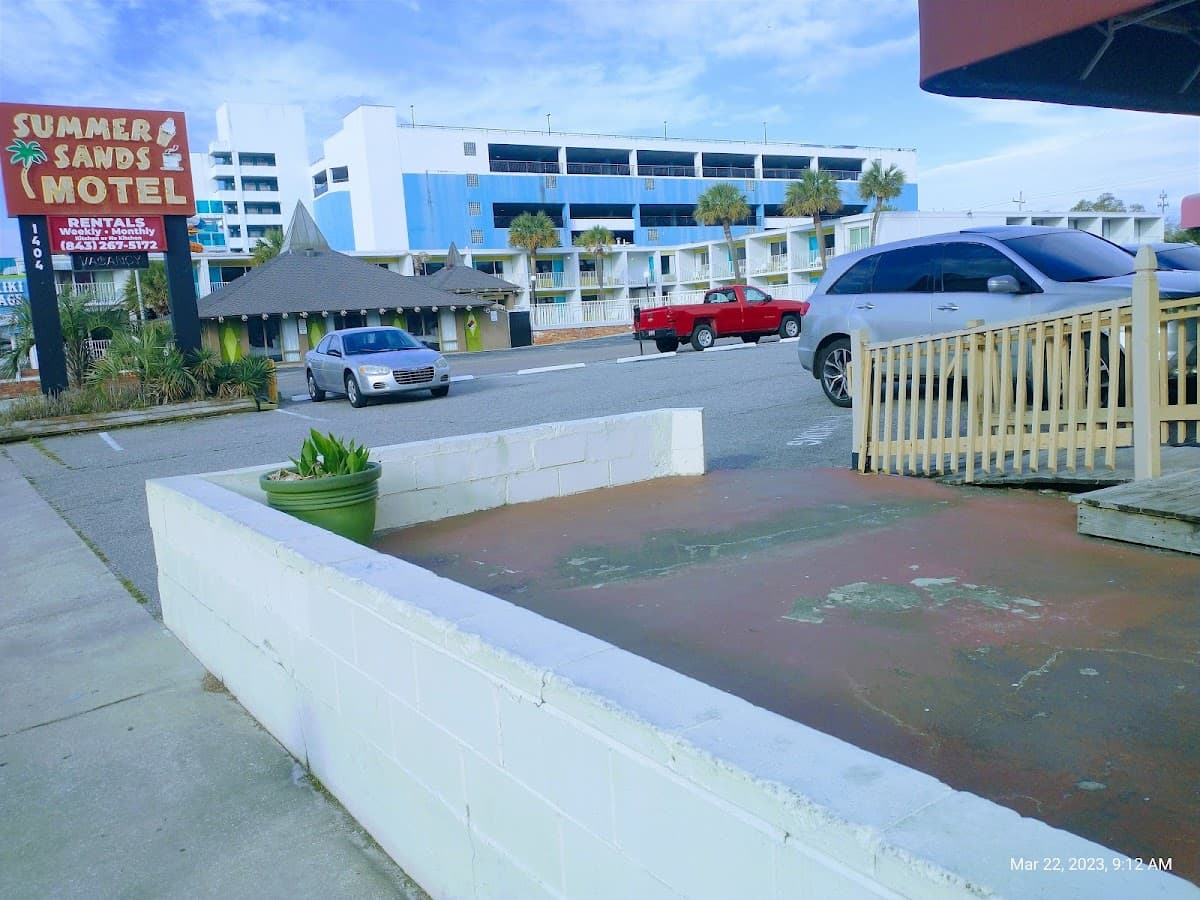 Summer Sands Motel