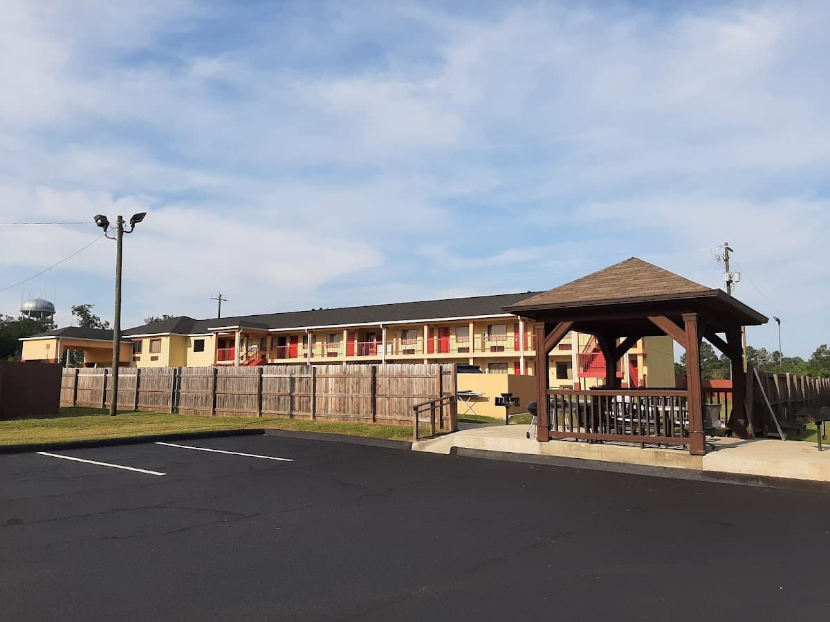Loyalty Inn Hawkinsville
