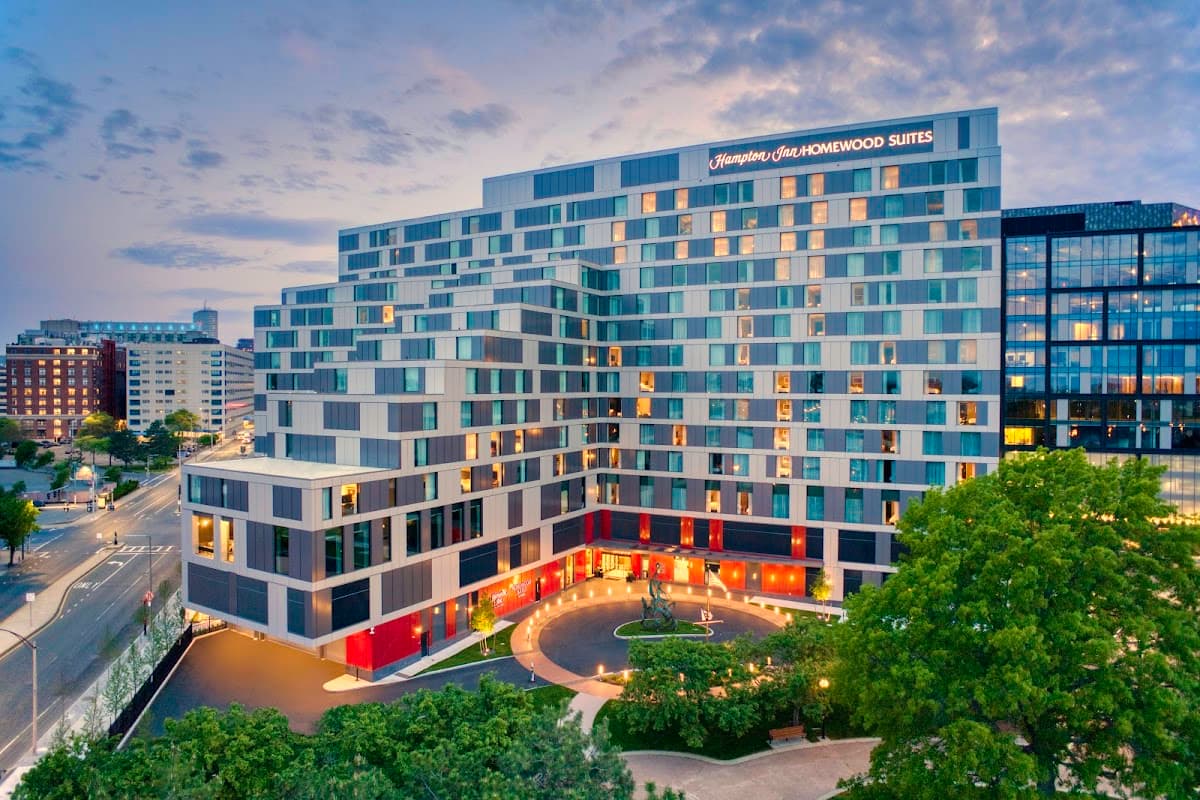 Hampton Inn Boston Seaport District