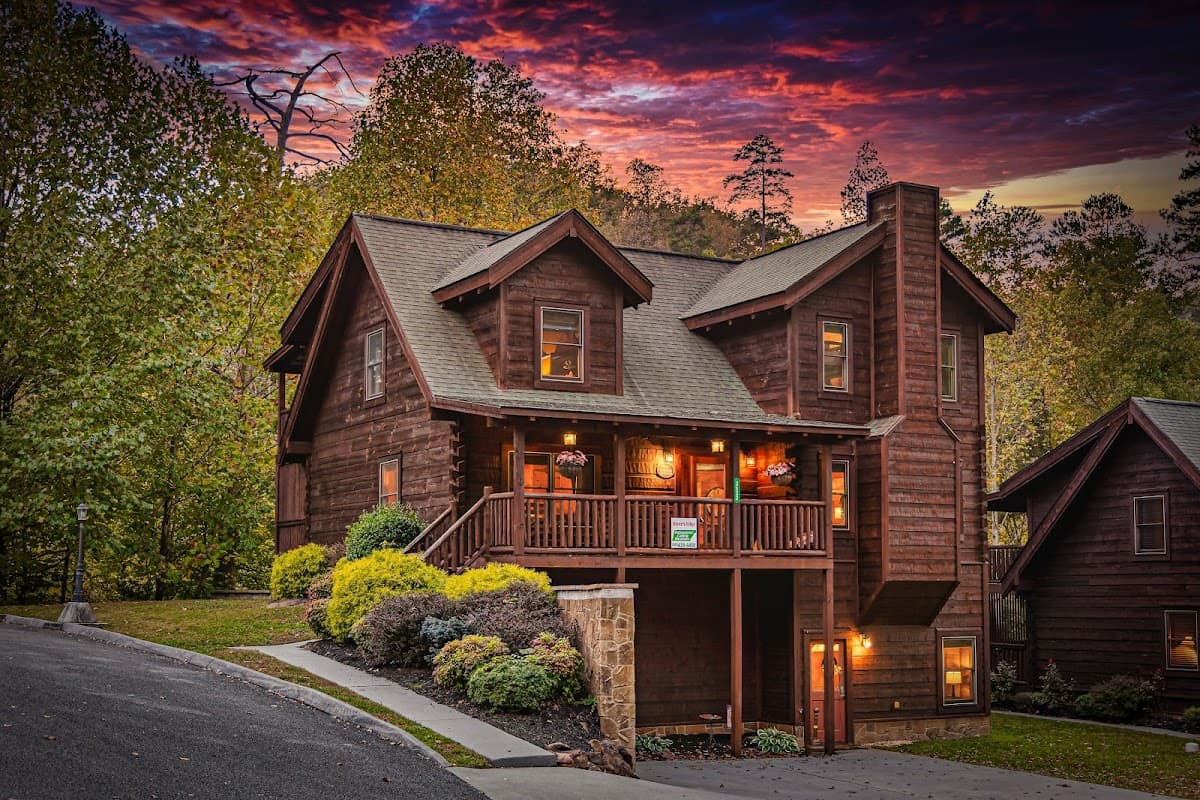 River Edge | 6 Bedroom Family Vacation Cabin