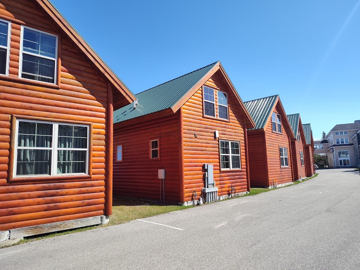 Mackinac Lodge