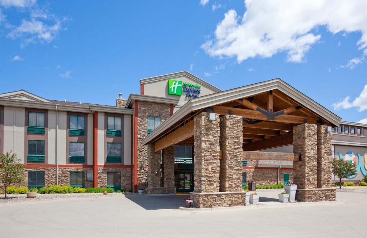 Holiday Inn Express & Suites Brainerd-Baxter by IHG