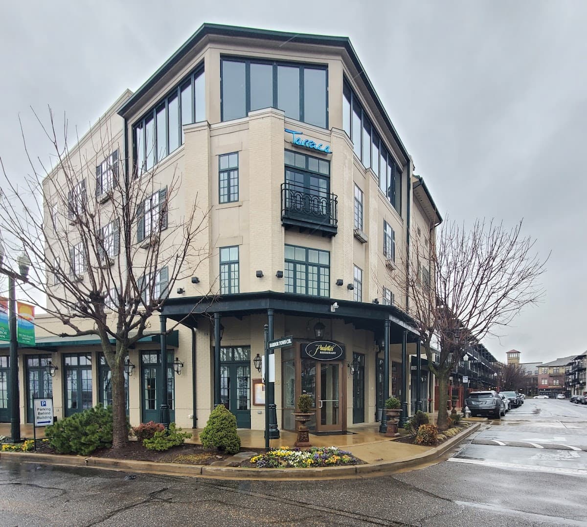 The River Inn of Harbor Town