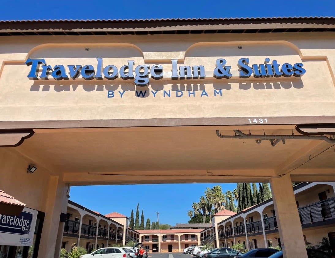 Travelodge Inn & Suites by Wyndham West Covina