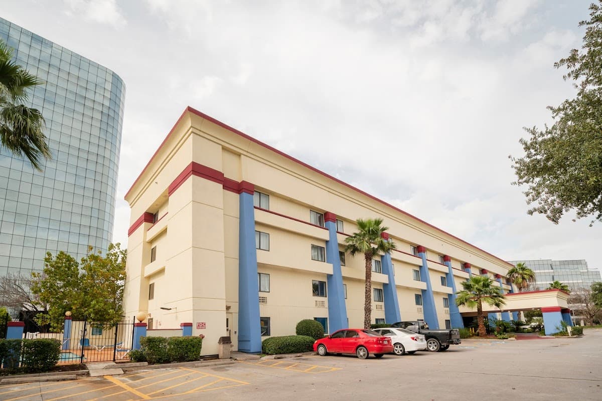 OYO Townhouse Houston Airport North