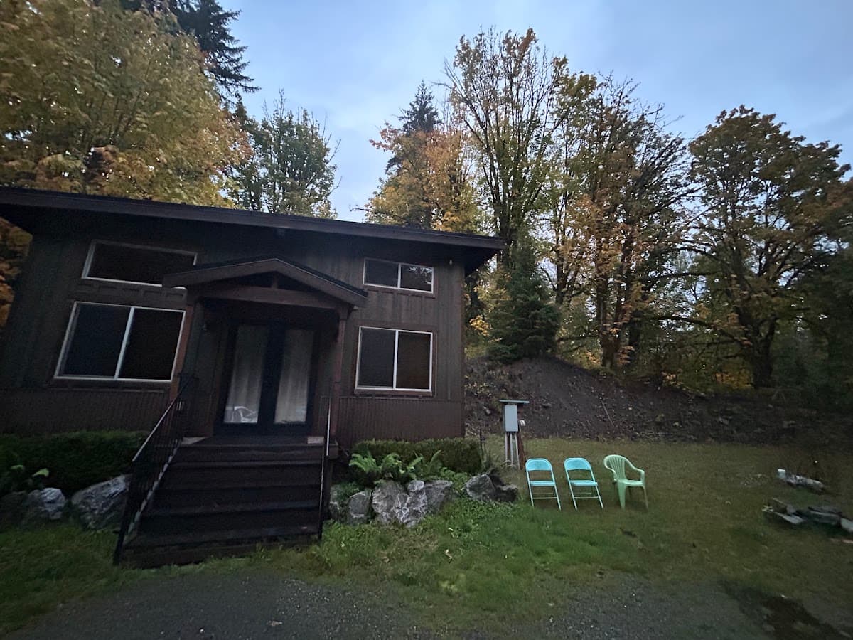 Little Tiny Cabin (Dislodge2)