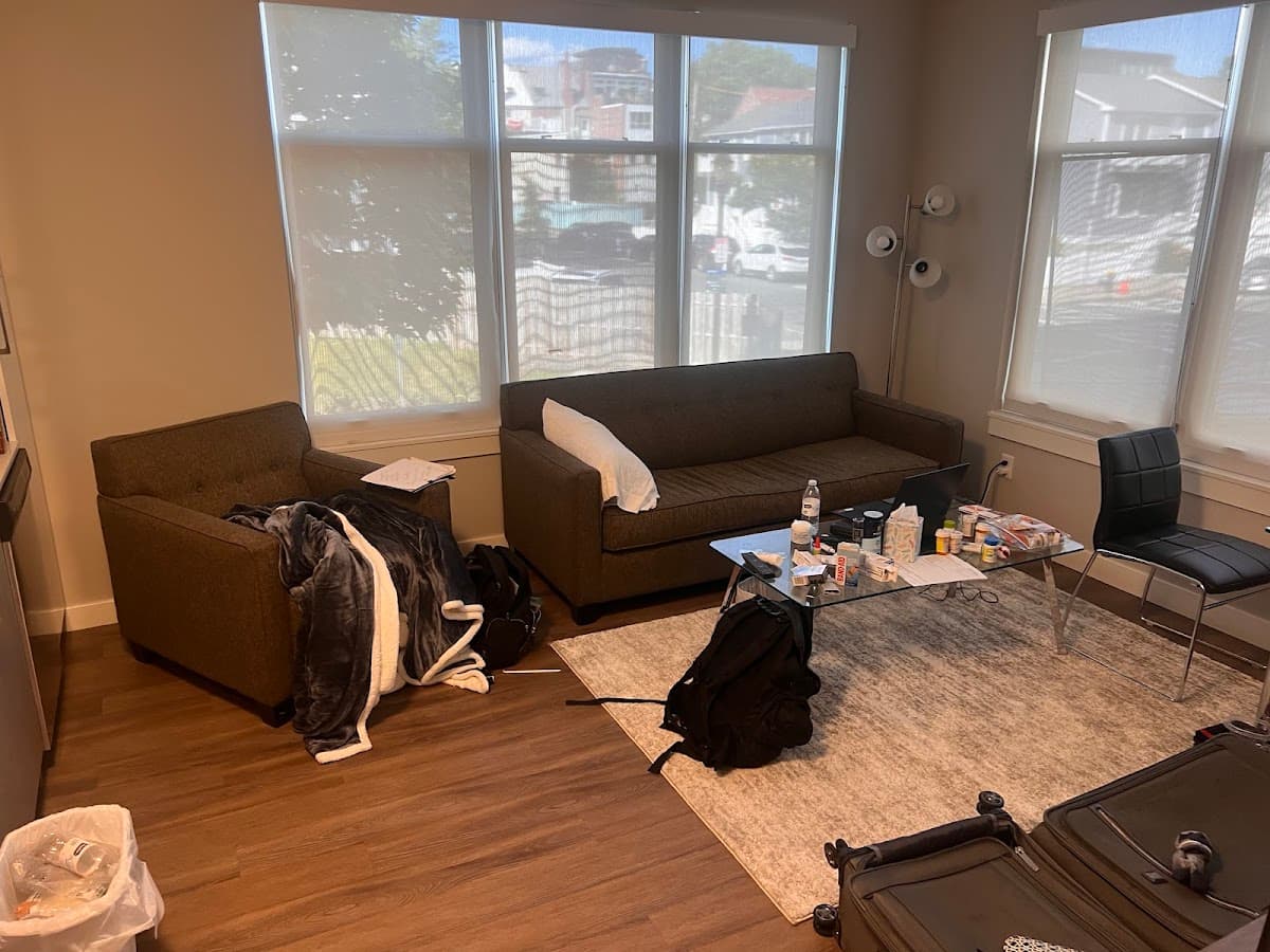 Global Luxury Suites East Boston