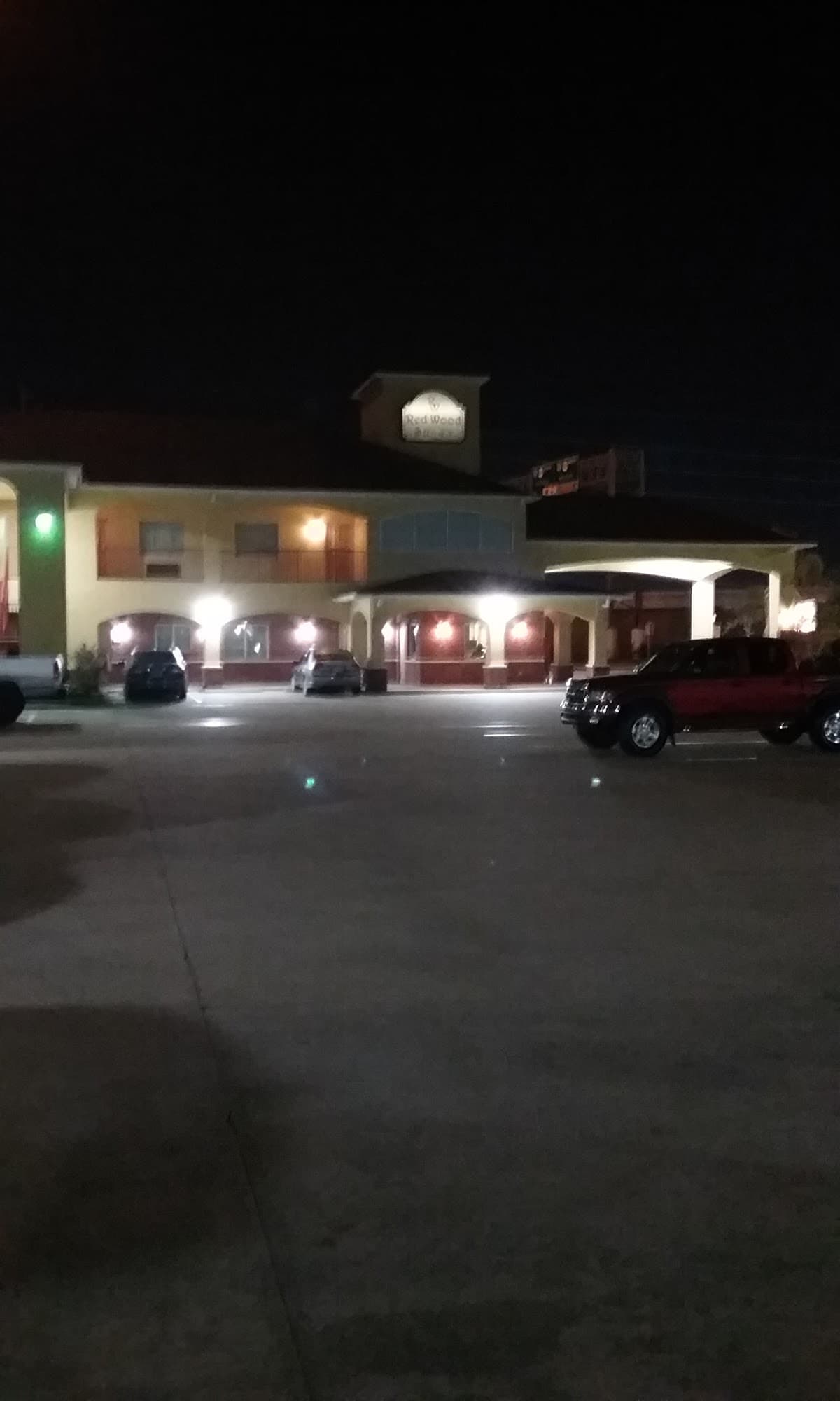 Redwood Suites