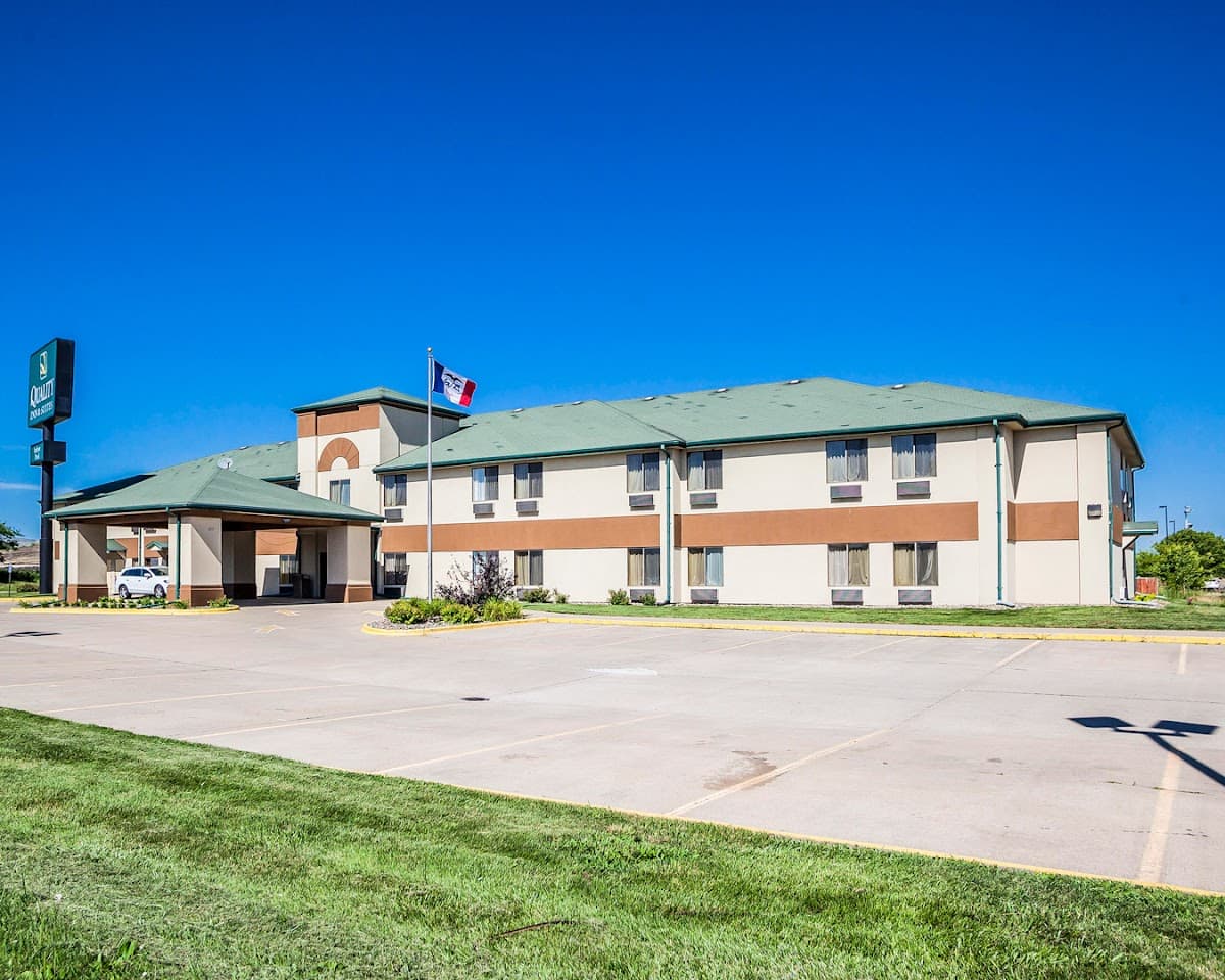 Quality Inn & Suites Altoona - Des Moines