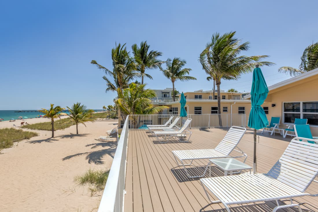 Beachfront Penthouse by the Sea
