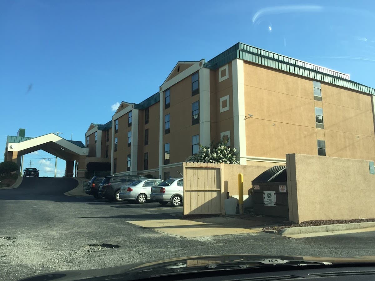 Red Roof Inn & Suites Newnan
