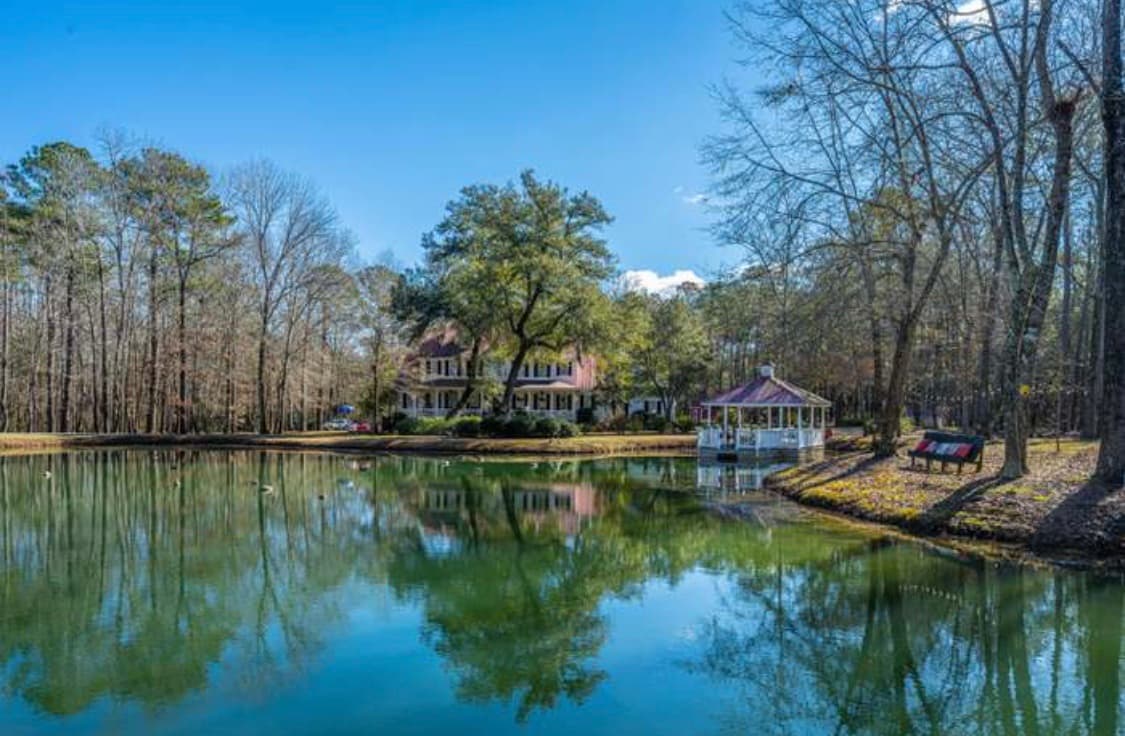 Cozy Country Cottage LLC