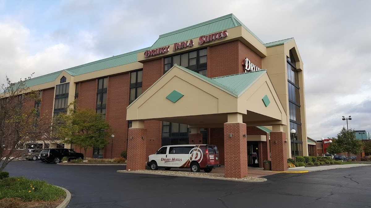 Drury Inn & Suites Kansas City Airport