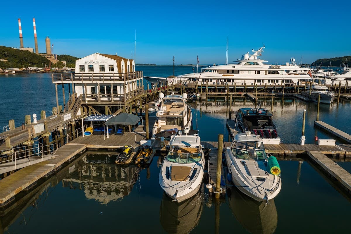 Danfords Hotel & Marina