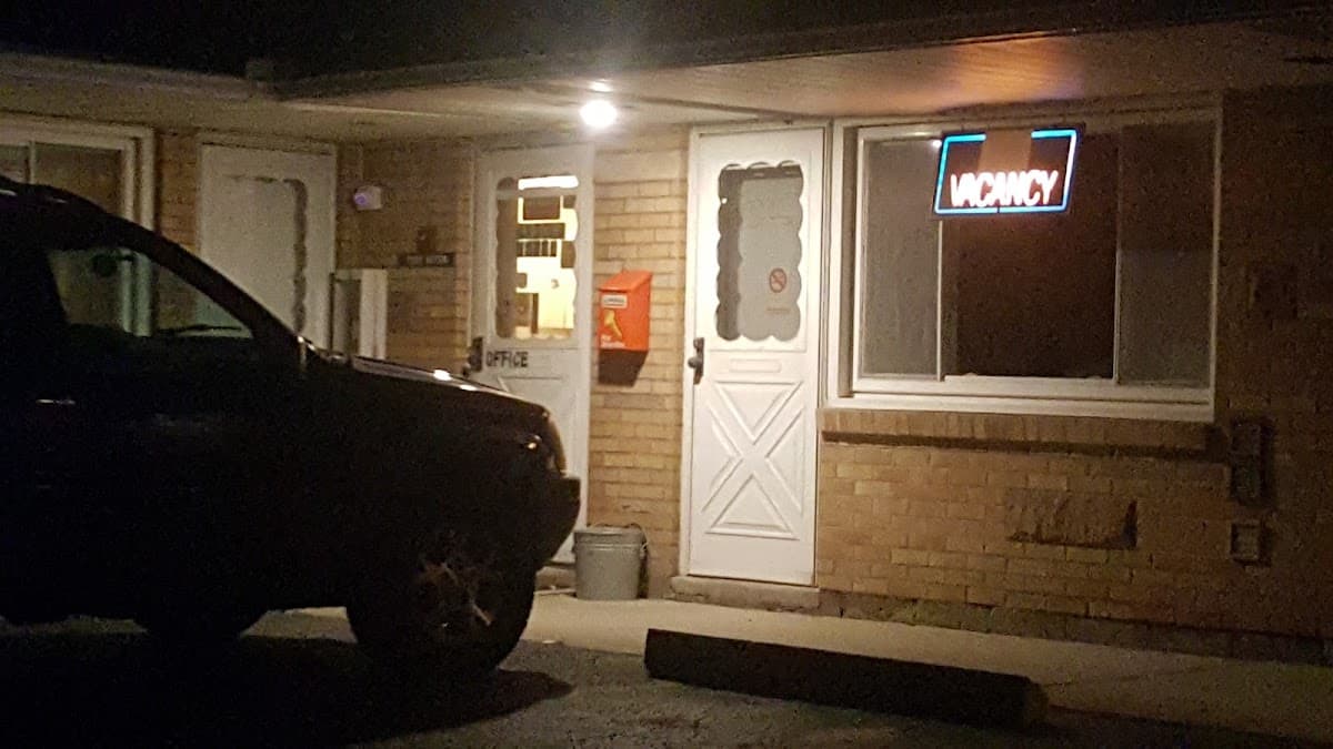 Angola Motel
