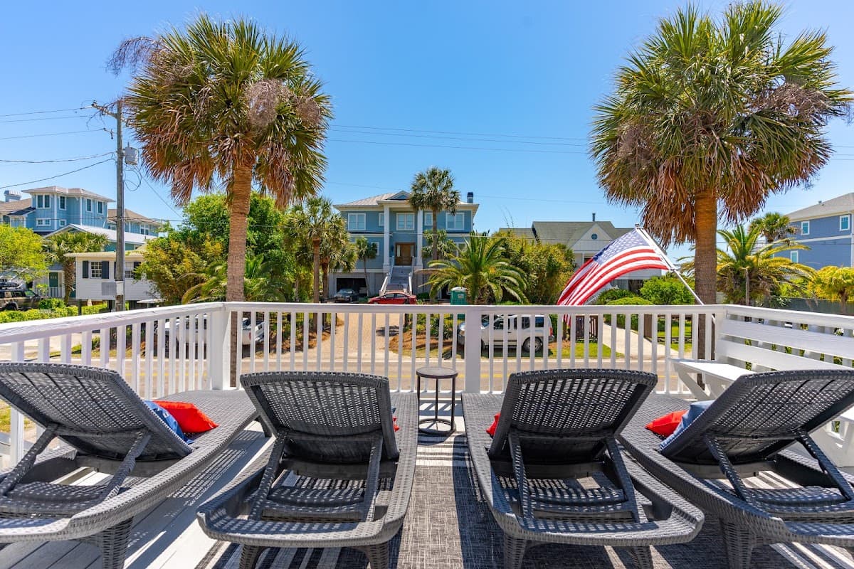 Folly Beach Cottage-4 bedroom home