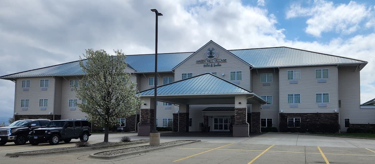 Green Mill Village Hotel & Suites, BW Signature Collection