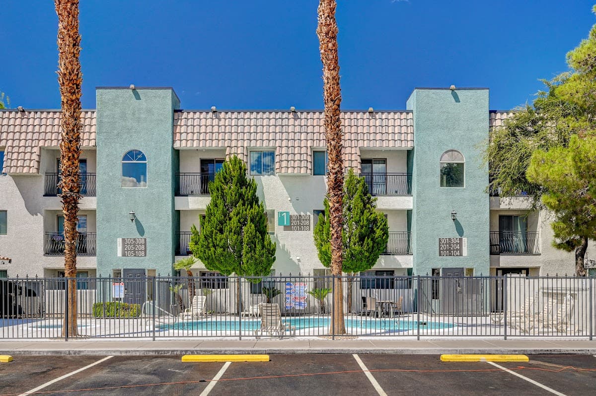 Emerald Suites Cameron