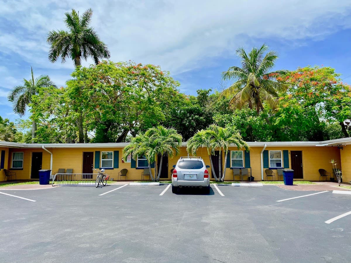 Glades Motel