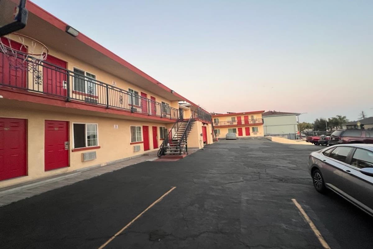 Premier Inn & Suites (Listing Partner)