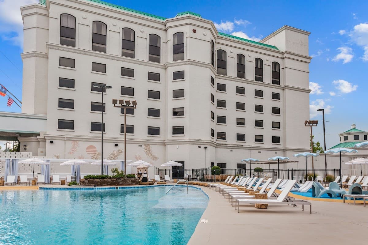 Mulberry, a Wyndham Hotel