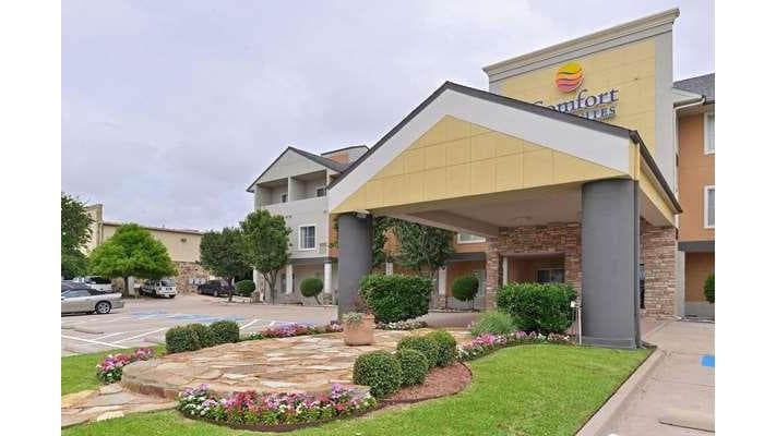 Comfort Inn & Suites Frisco - Plano