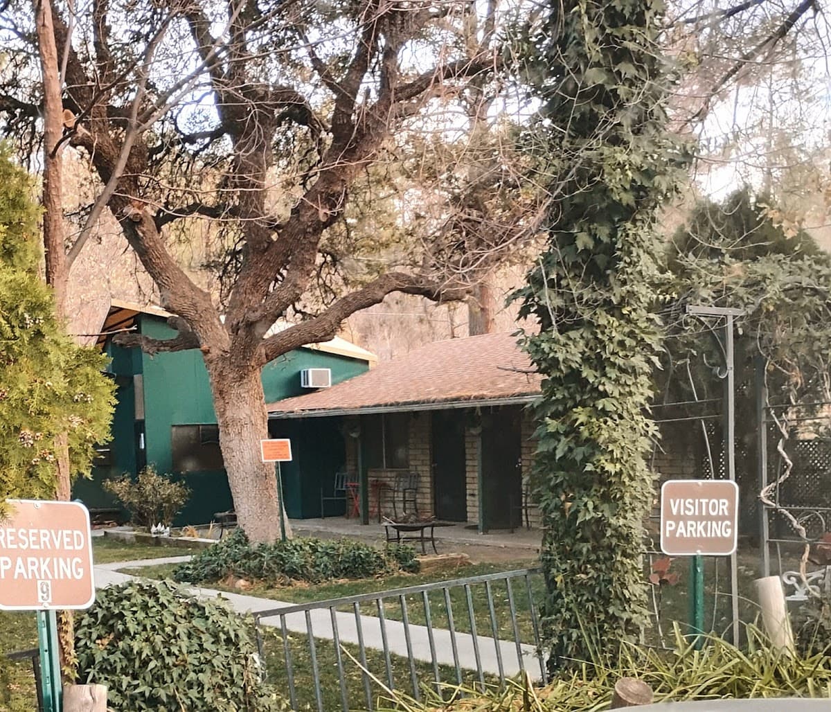 Apple Creek Cottages