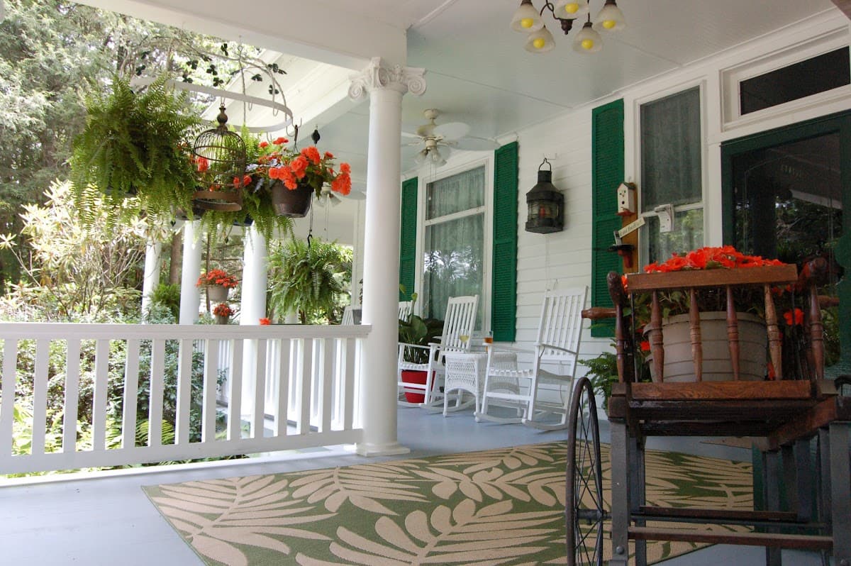 Mountain Laurel Inn
