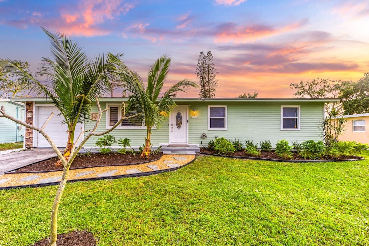 Stuart Coastal Cottage