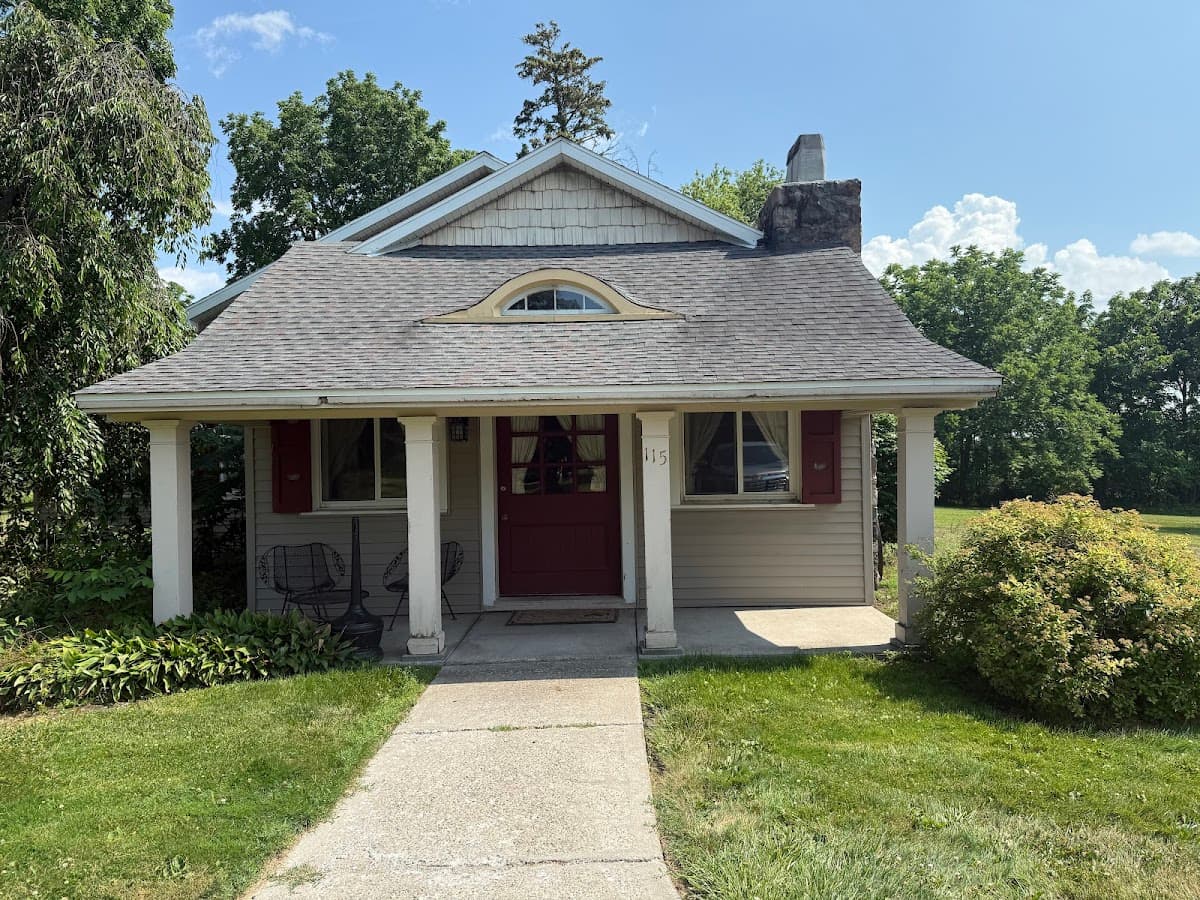 White Springs Manor