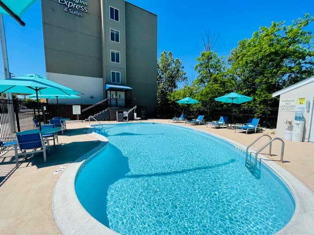 Holiday Inn Express & Suites College Park-University Area by IHG