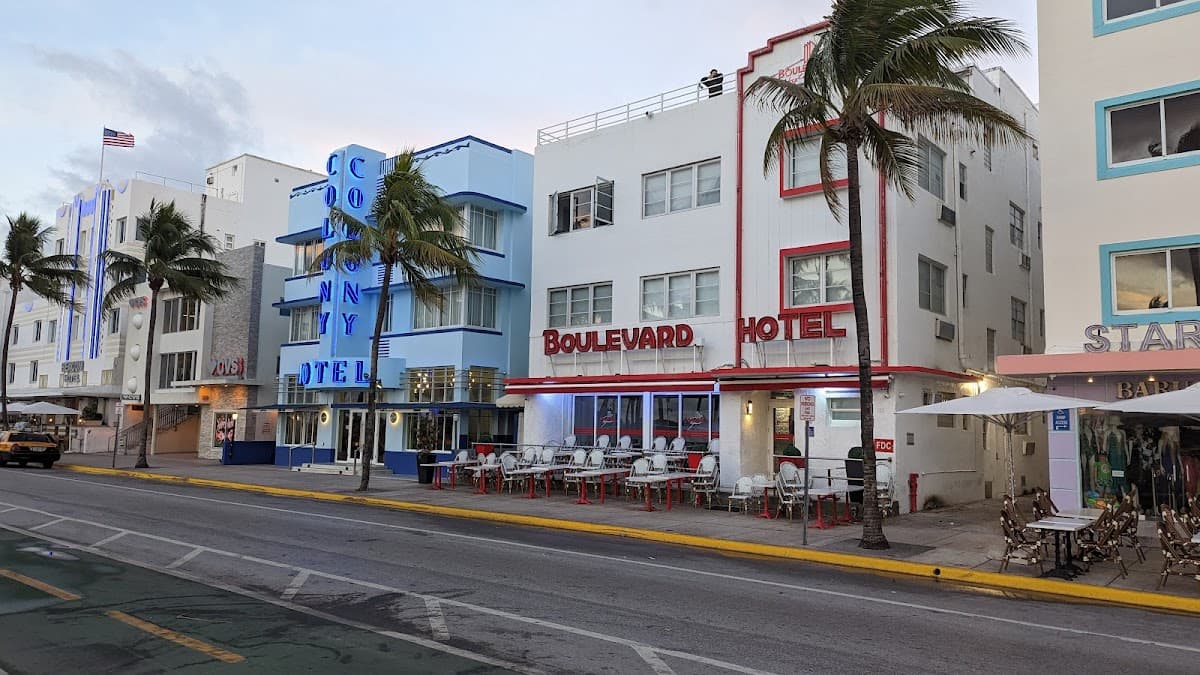 Starlite Hotel