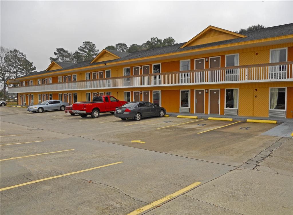 America's Best Inn Savannah I-95