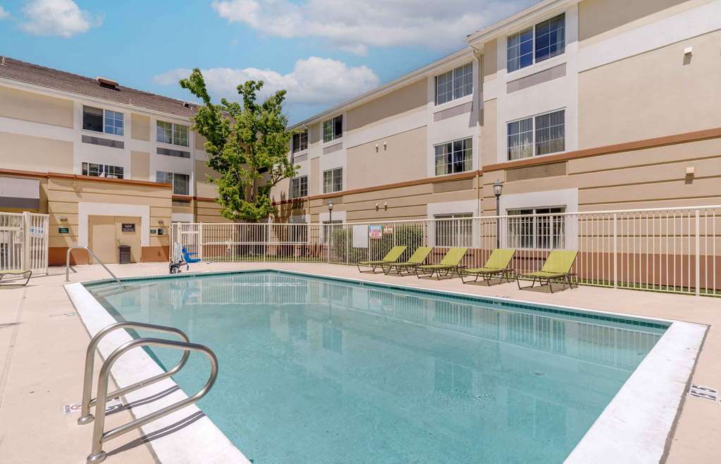 Extended Stay America- Suites- Pleasanton - Chabot Dr.