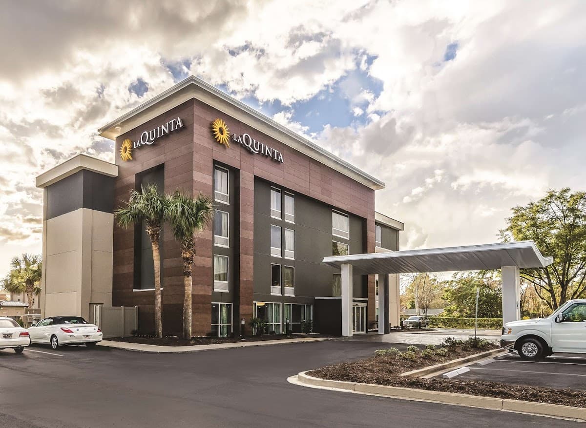 La Quinta Inn & Suites by Wyndham Myrtle Beach - N Kings Hwy