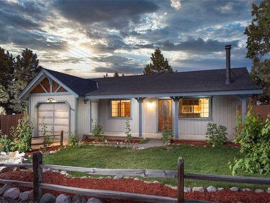 Cozy Deer Cabin