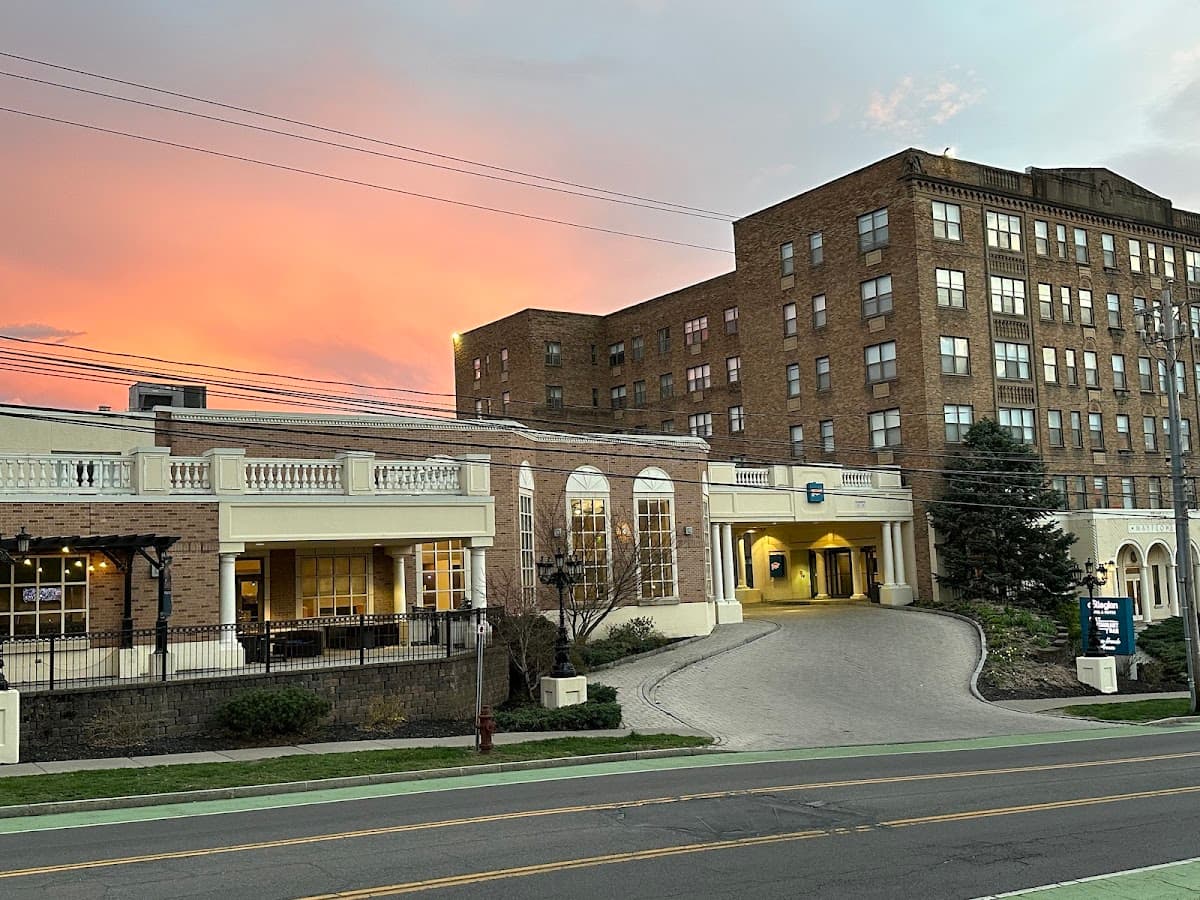Collegian Hotel & Suites, Trademark Collection by Wyndham
