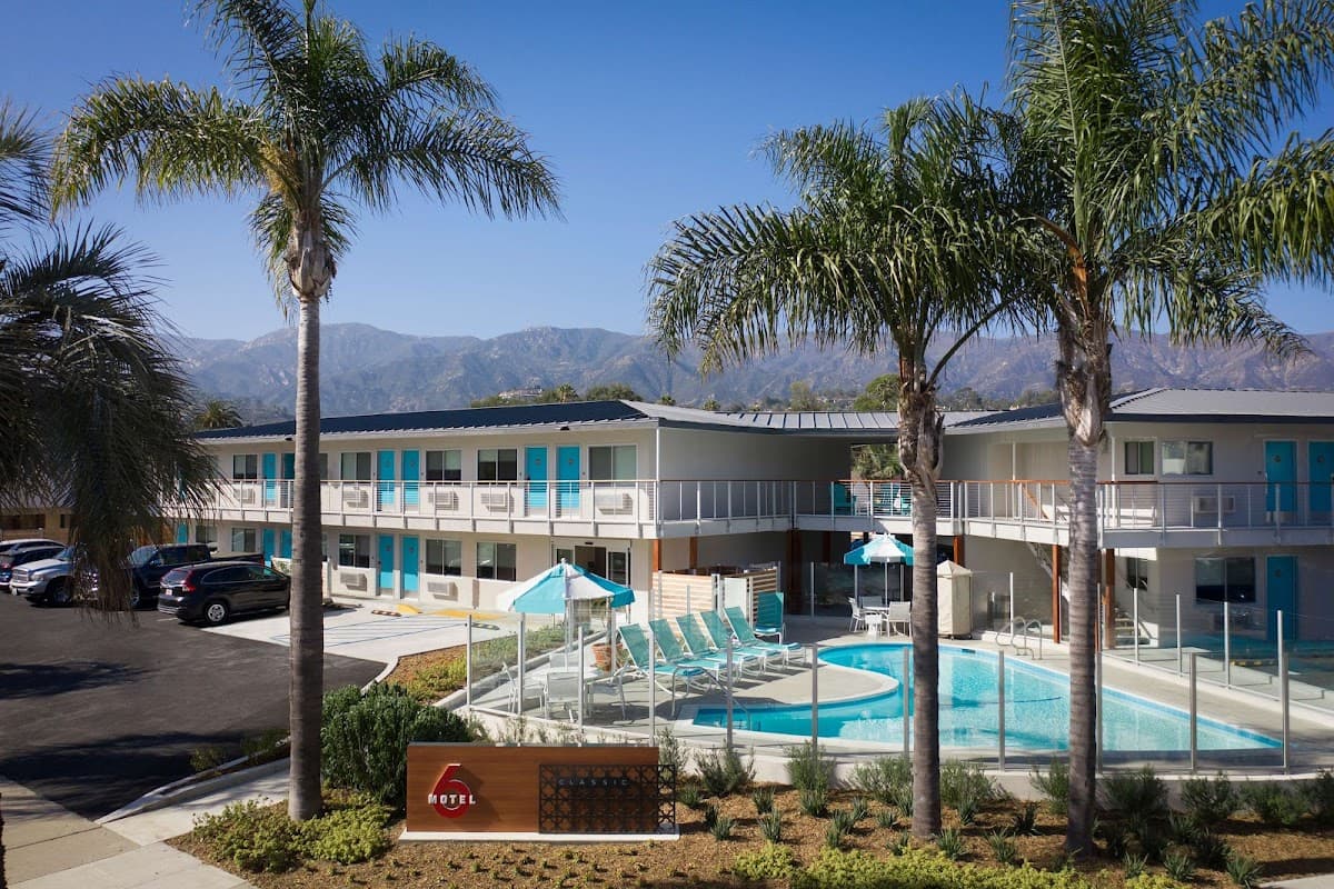 Motel 6 Santa Barbara, CA - Beach