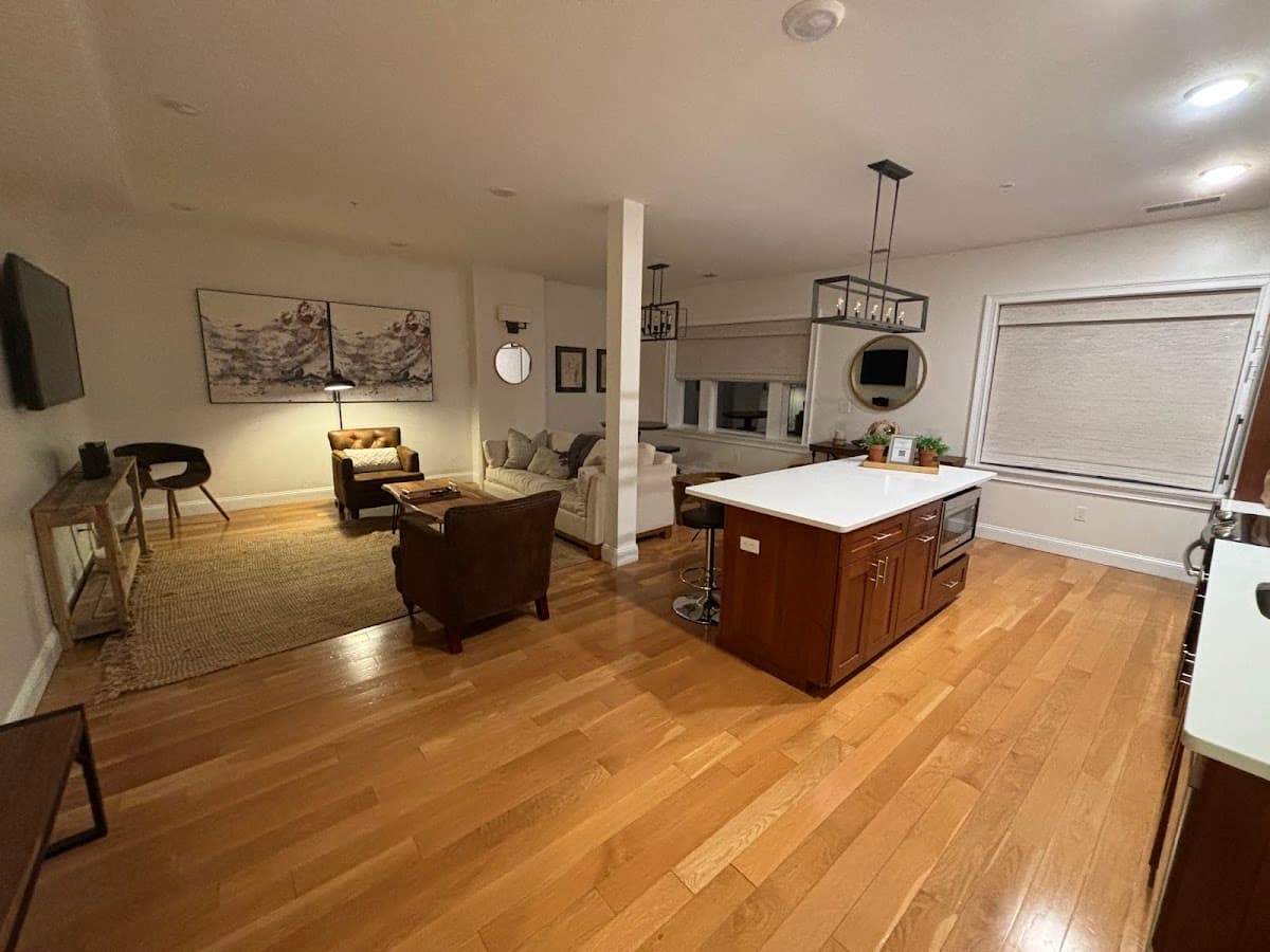 The Newport Lofts - 364 Thames Street