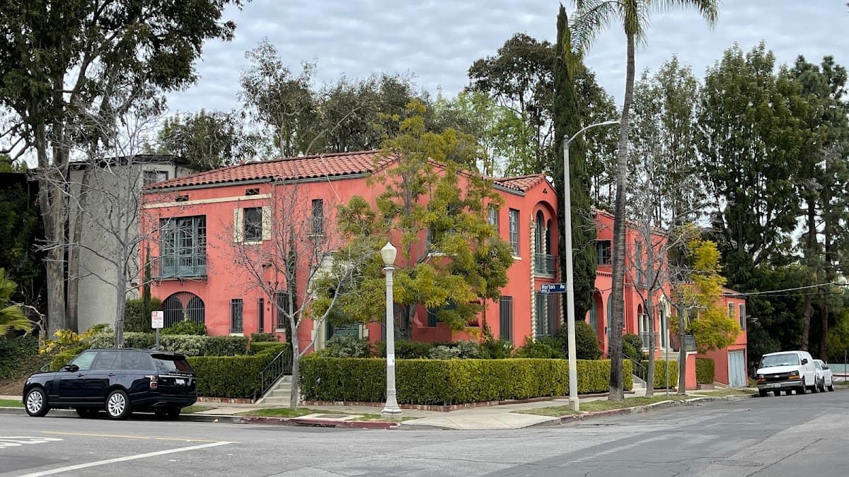 Regent Place Apartments